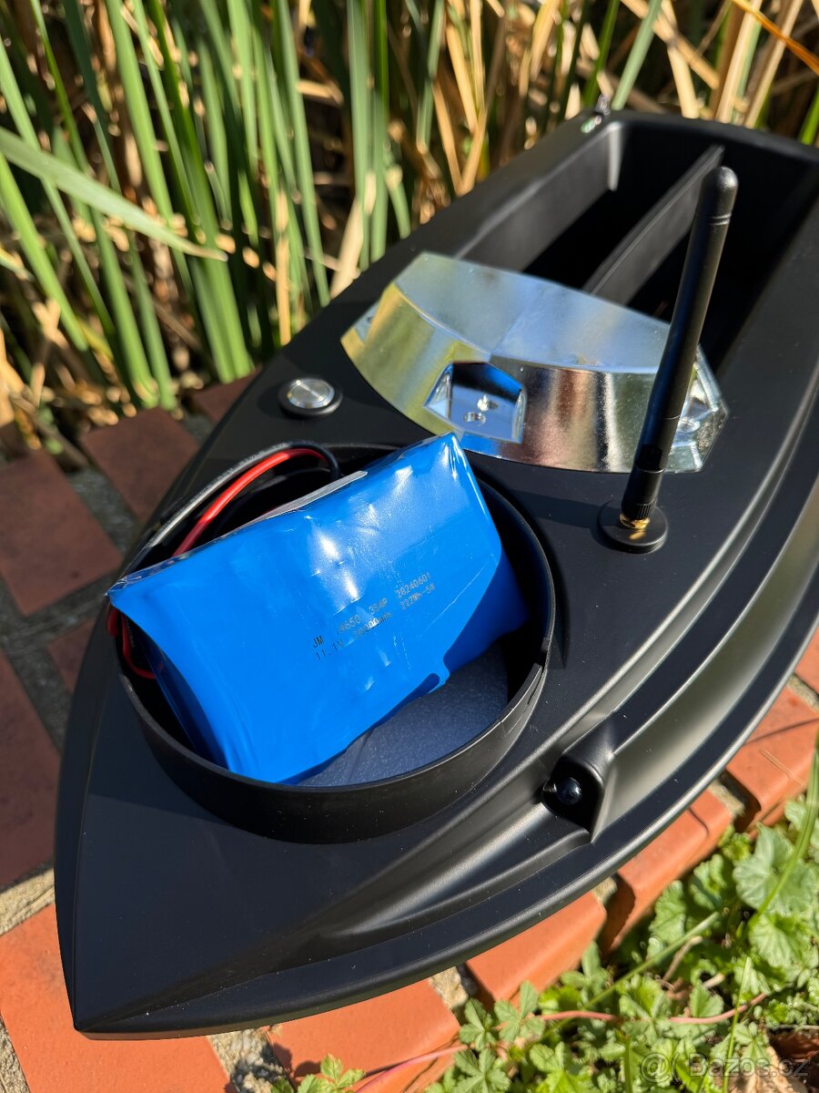 Nová zavážecí loď s GPS a SONAR, FAKTURA, Český návod - 12