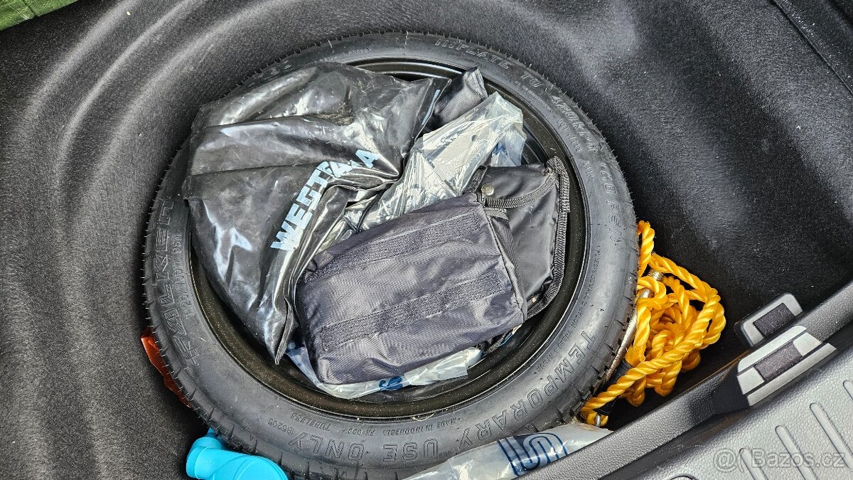 Toyota Corolla TS 2.0 GR-Sport - 12