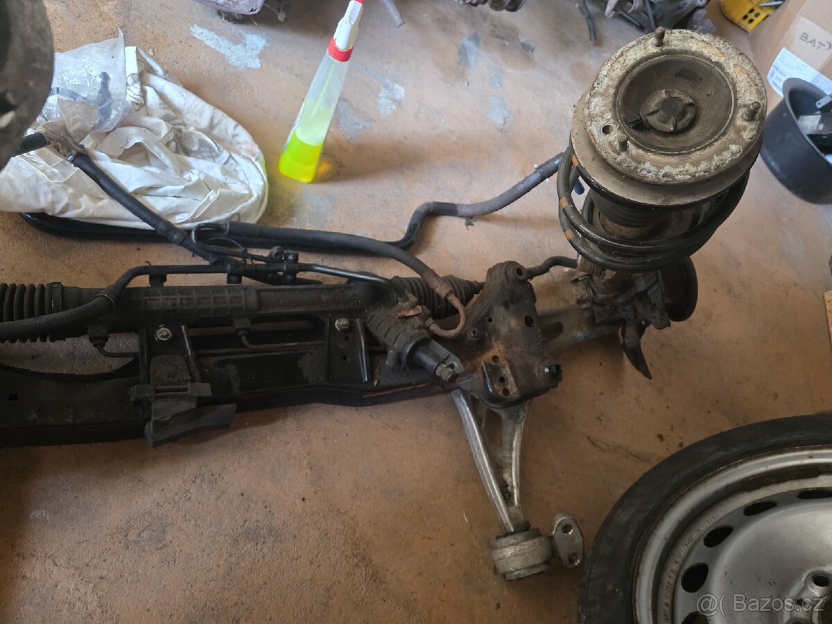 BMW E46 nápravy,ramena,těhlice,pružiny apod - 12