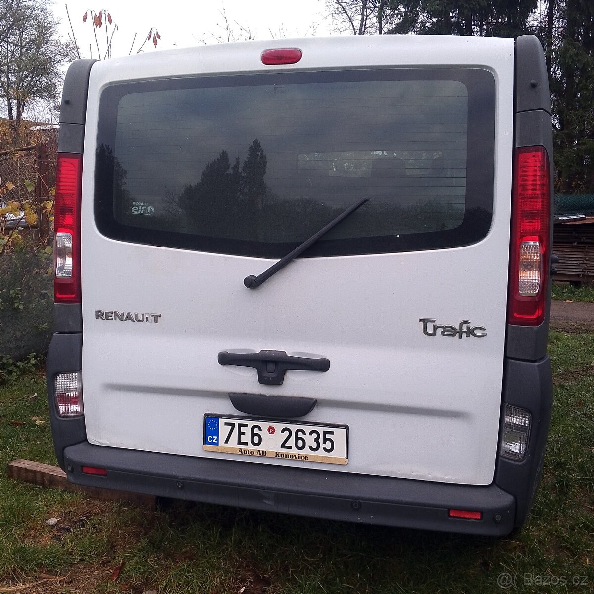 Renault Trafic 2.0 - 12
