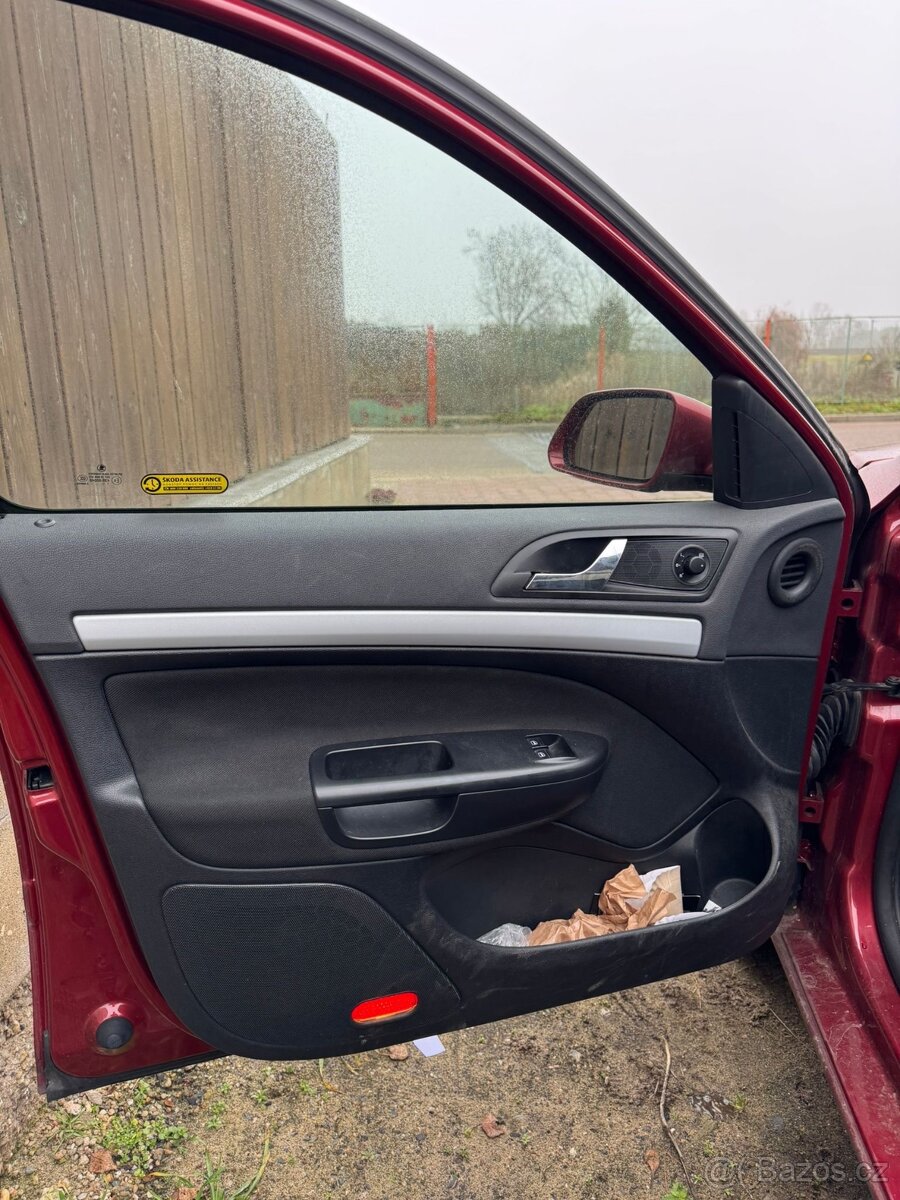 Náhradní díly Octavia 2 1.6 mpi 137 t. Km - 12