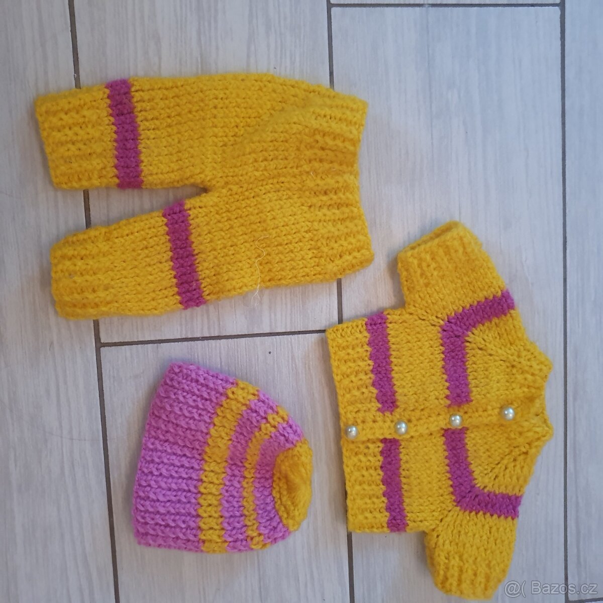 Oblečky na panenku - 12