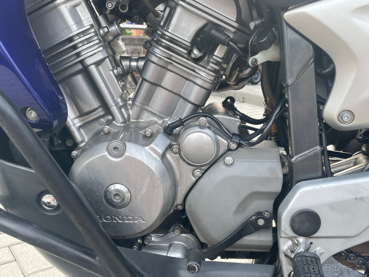 Honda Transalp 650 r.v. 2004 - 12