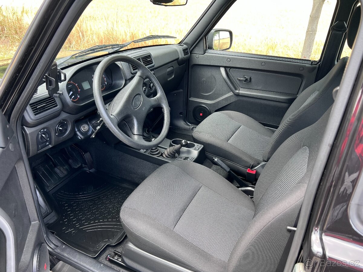 Lada Niva, 4x4 Luxe Klimatizace 2025 r.v. - 12