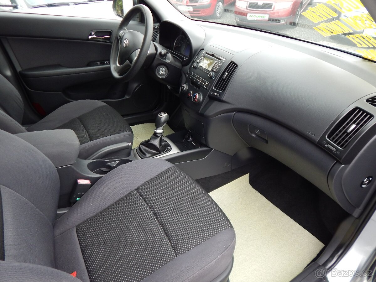 Hyundai i 30CW 1,6 CRDI - 12