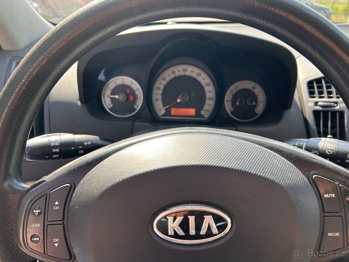Kia Ceed 1.4 16V, ČR - havarovaný - 12