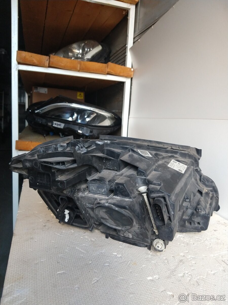 Mercedes W213 MULTIBEAM LED světlo k opravě A2139064704 - 12