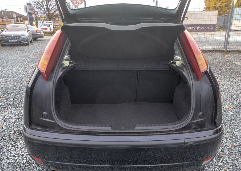 Ford Focus 1.6i 16V DIGI – 2x KOLA - 12