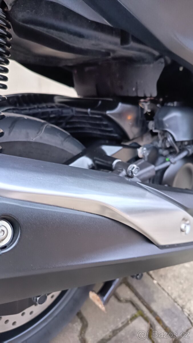 Honda Forza 300 - 12