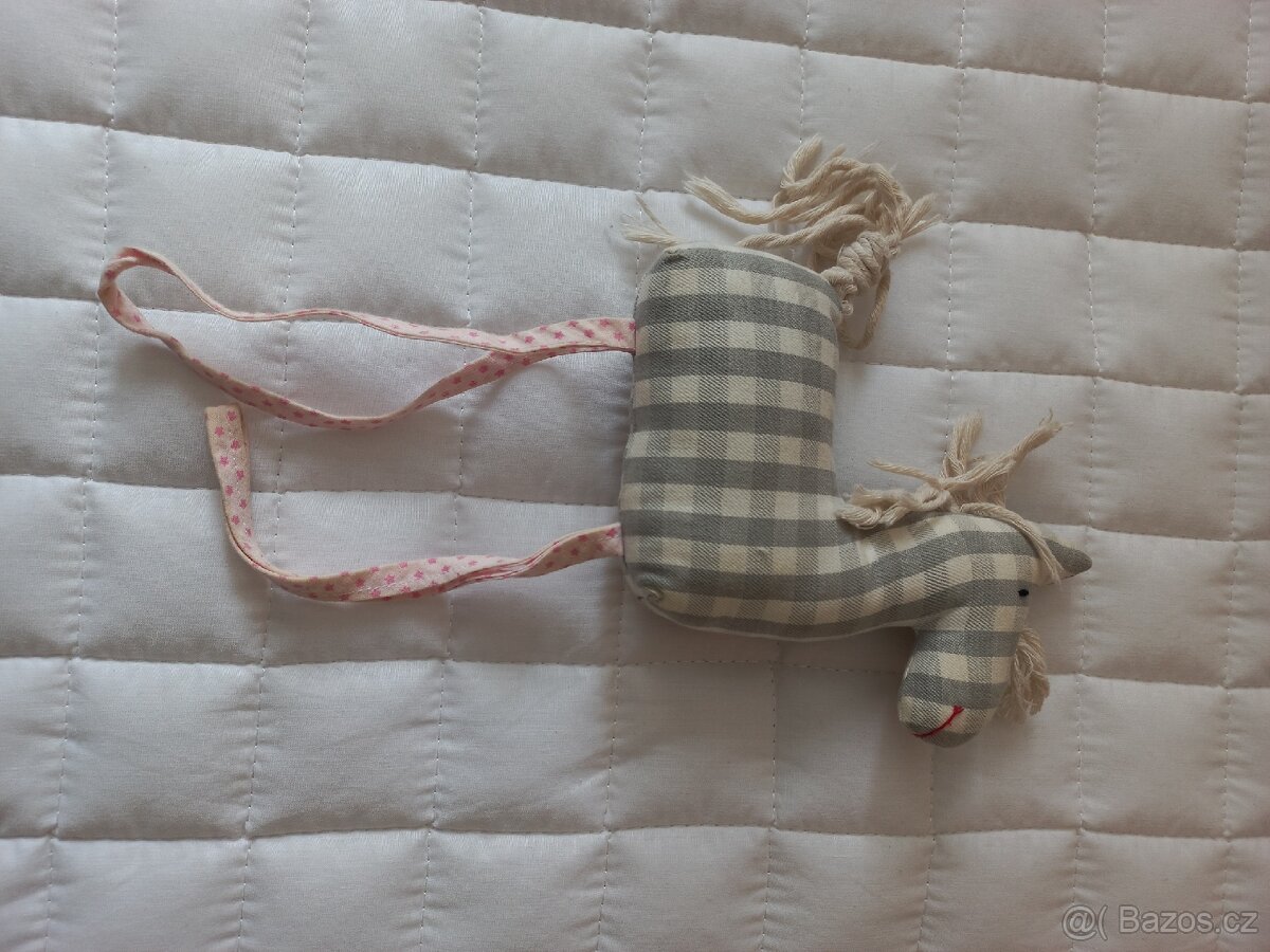 Hračky batole - 12