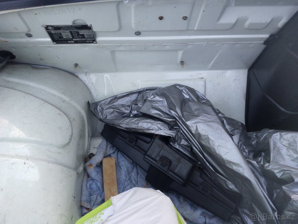 Škoda 105L - 12
