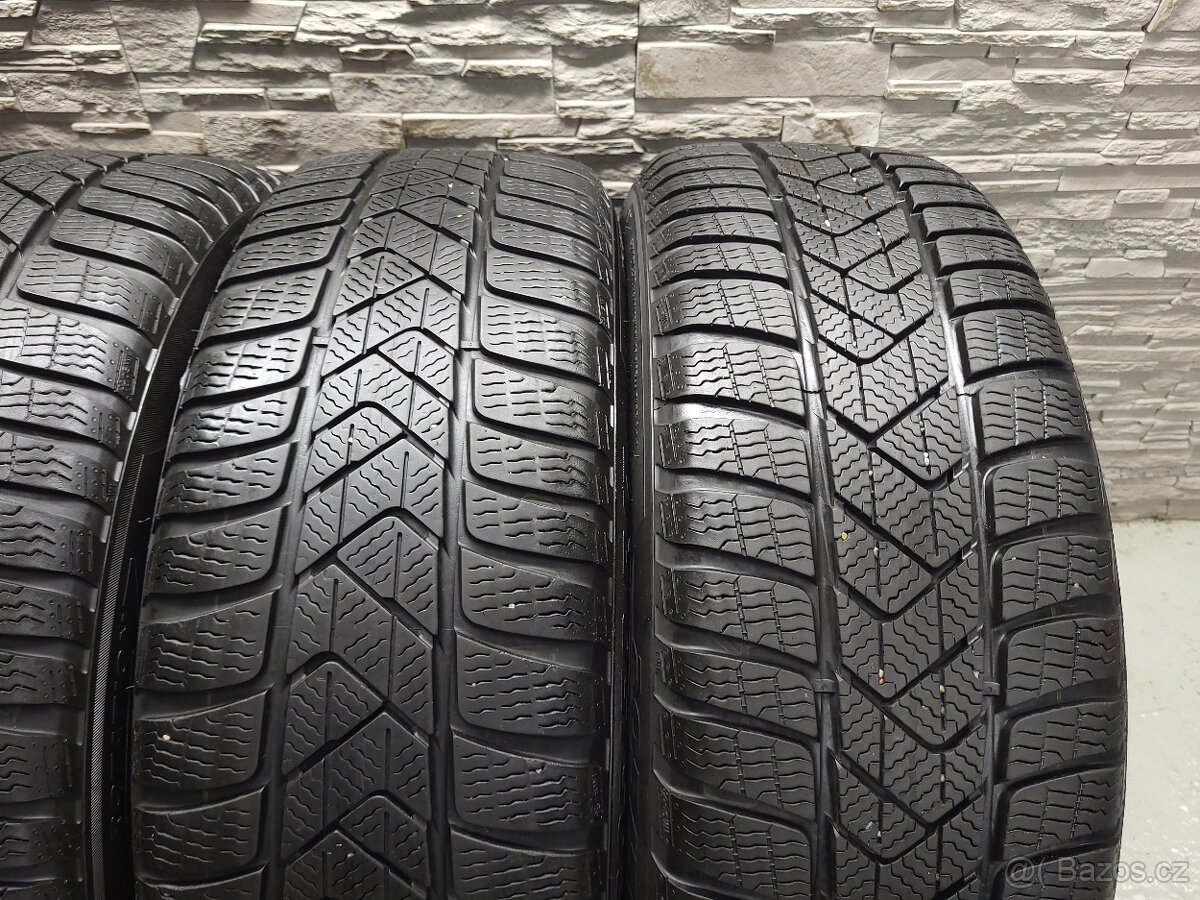 17" Originál Audi A3 5x112 VW Škoda zimní pneu 5-6mm - 12