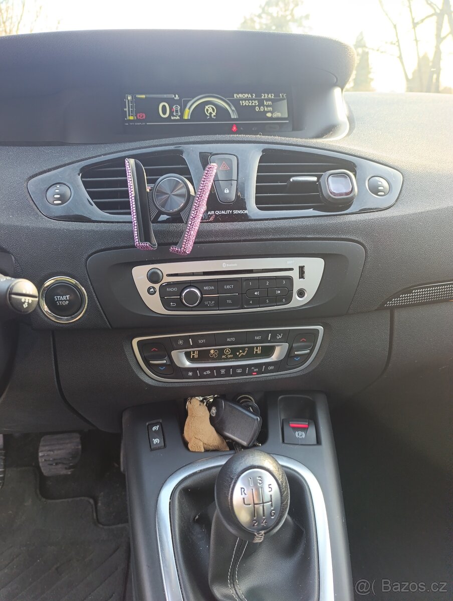 Renault Grand Scénic 1.5 dCi 81 kW - 12