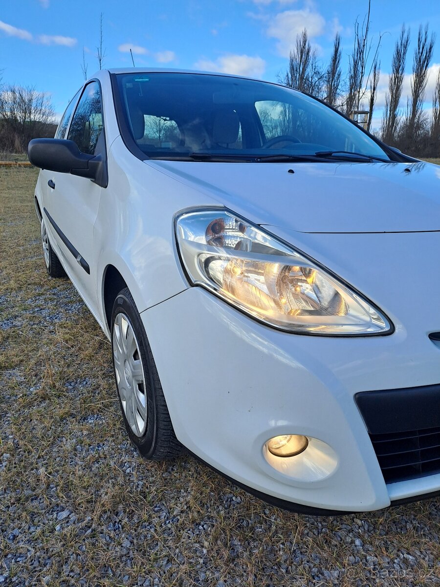 Renault Clio 1.2 - 12