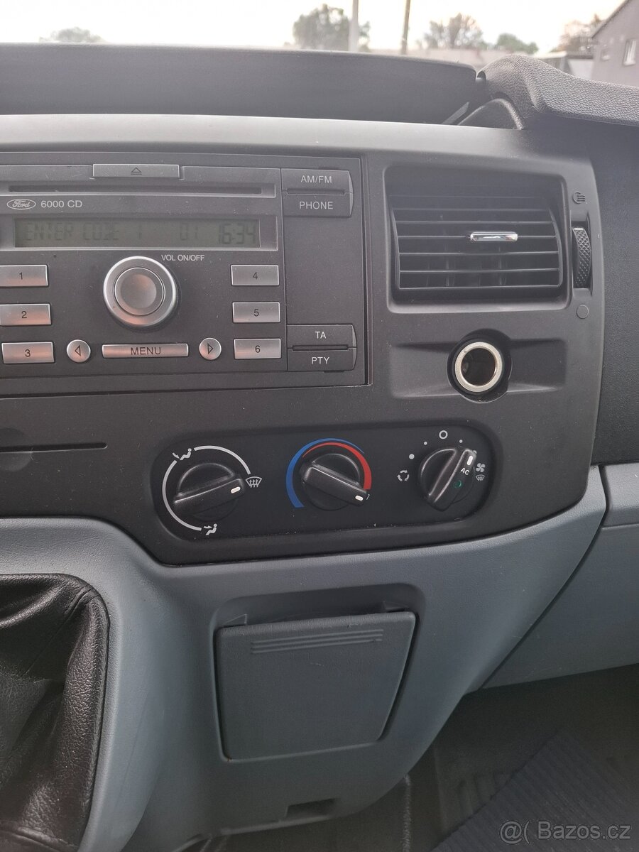 Ford Transit 2,2 TDCi bus 9 míst 92 kw - 12