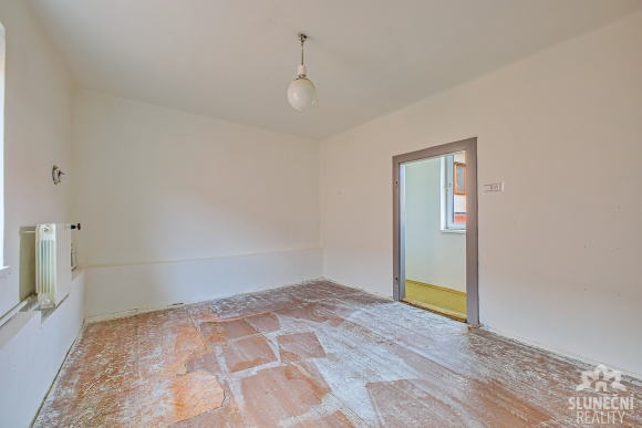 Prodej rodinného domu, 391 m², Strání - 12