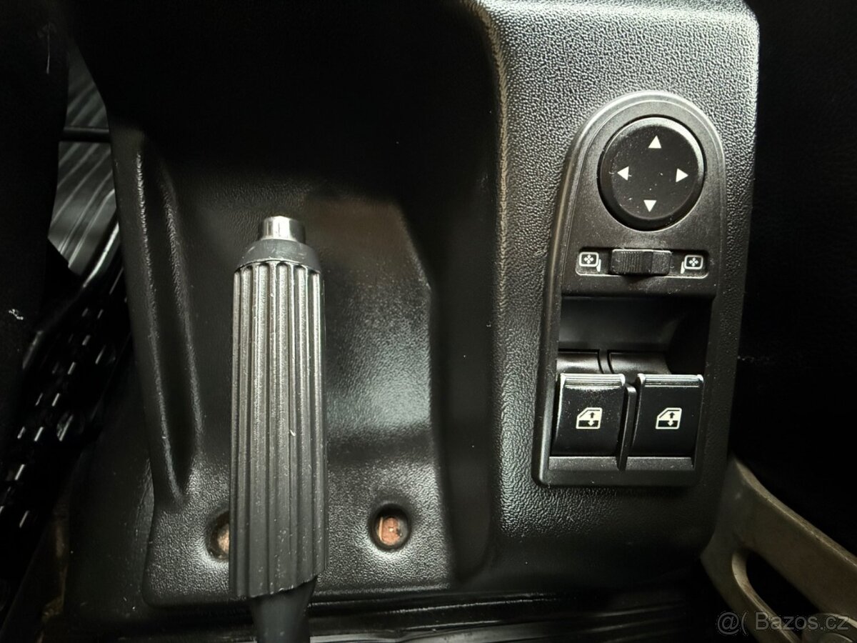 Lada Niva Urban Bronto 1.7i - 2016 - 12