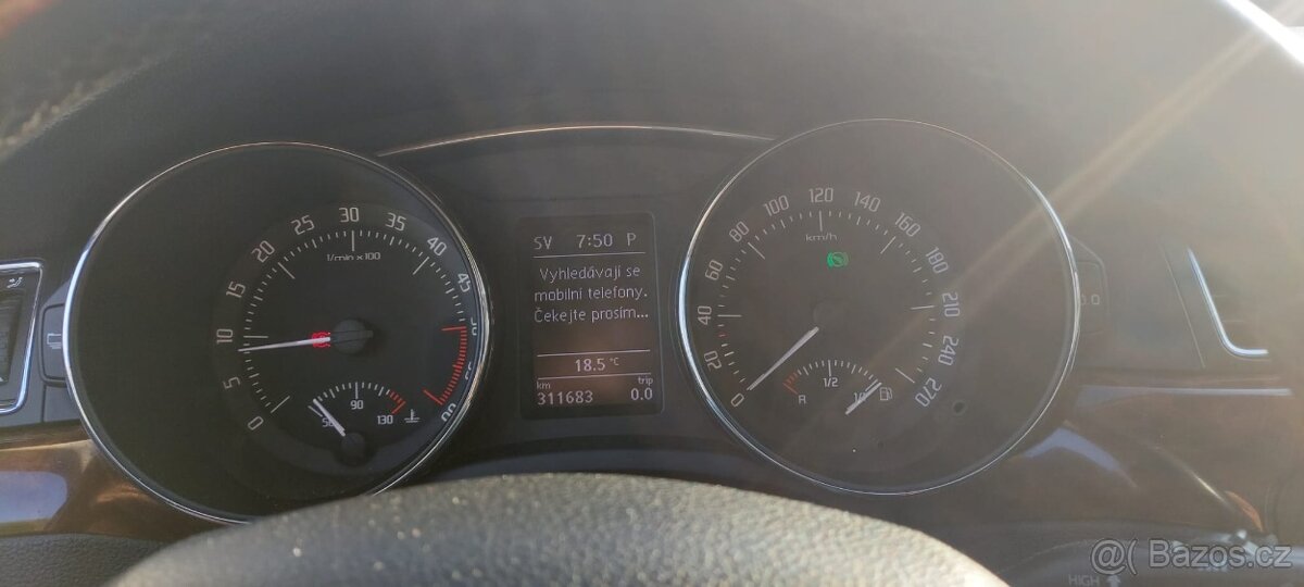 Škoda Superb Combi - 12