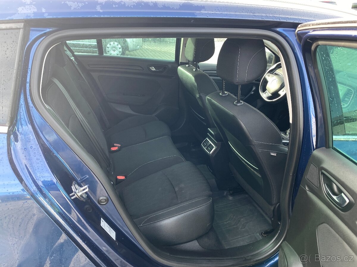 Renault Megane IV LIMITED 1.3 Tce 2020 1. majitel původ ČR - 12