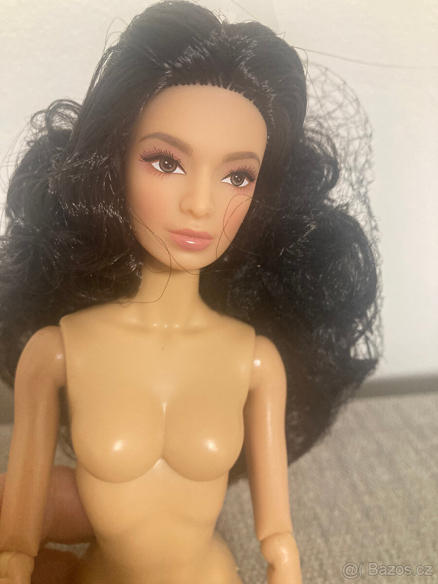 Barbie Mizi Integrity Toys modelka RŮZNÉ - 12
