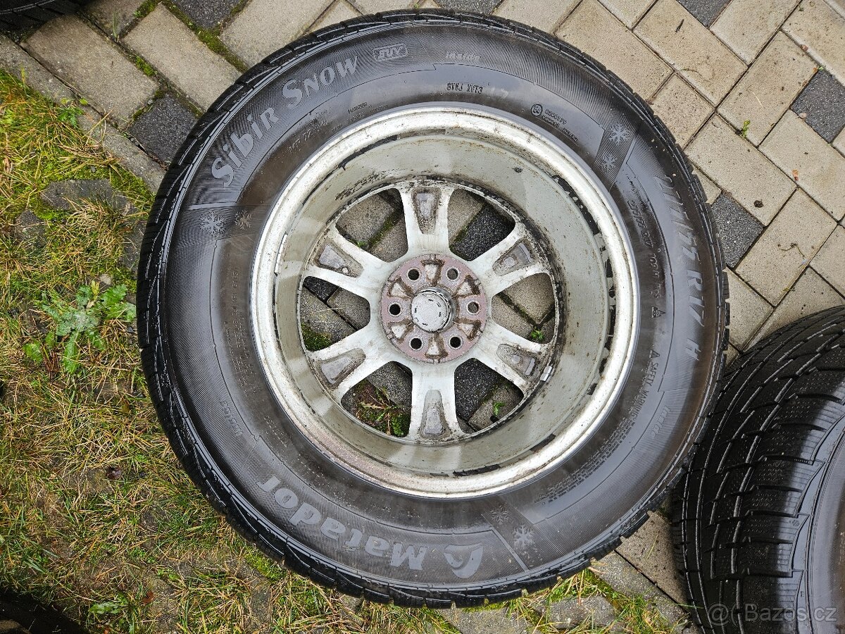 NISSAN NAVARA 2012 - 12