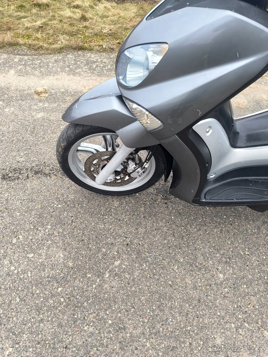 Yamaha x city 250 - 12