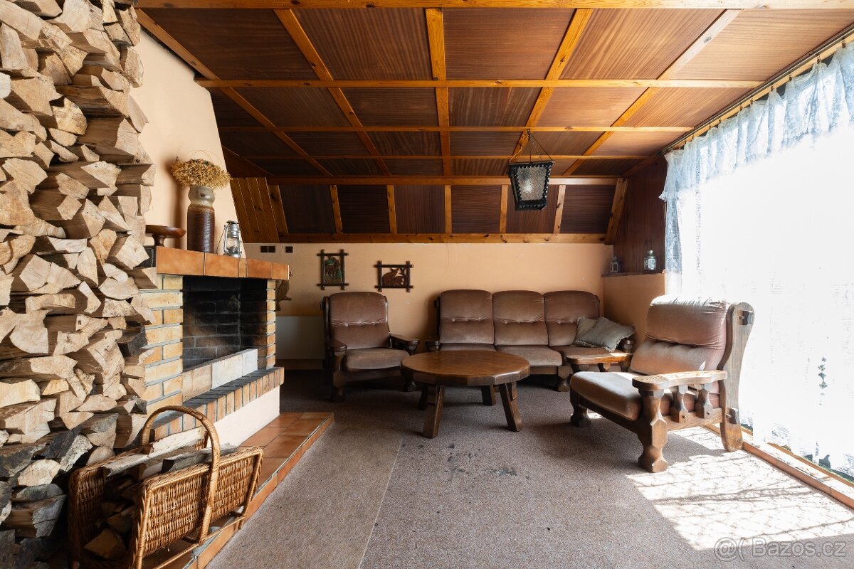 Prodej-Chata v Radošově u Kyselky - 12