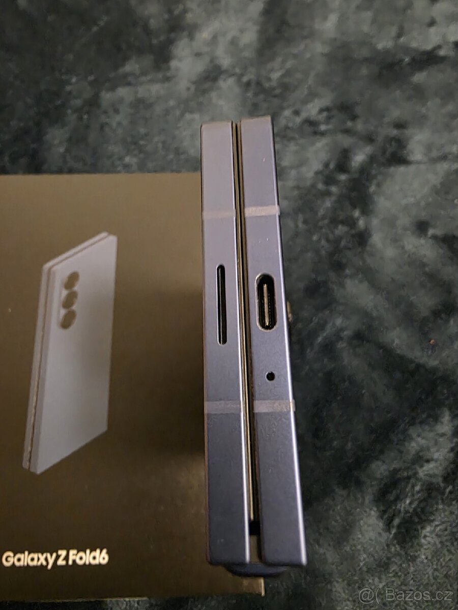 Samsung Galaxy z fold 6 navy 256gb Top stav - 12