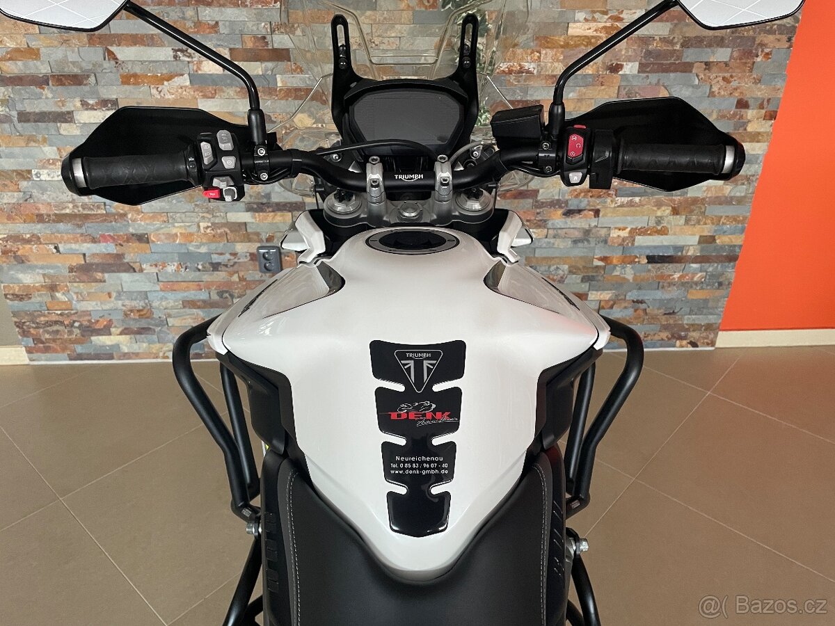 Triumph Tiger 800 XRT, 1 maj. Plná serv. hist. Triumph - 12
