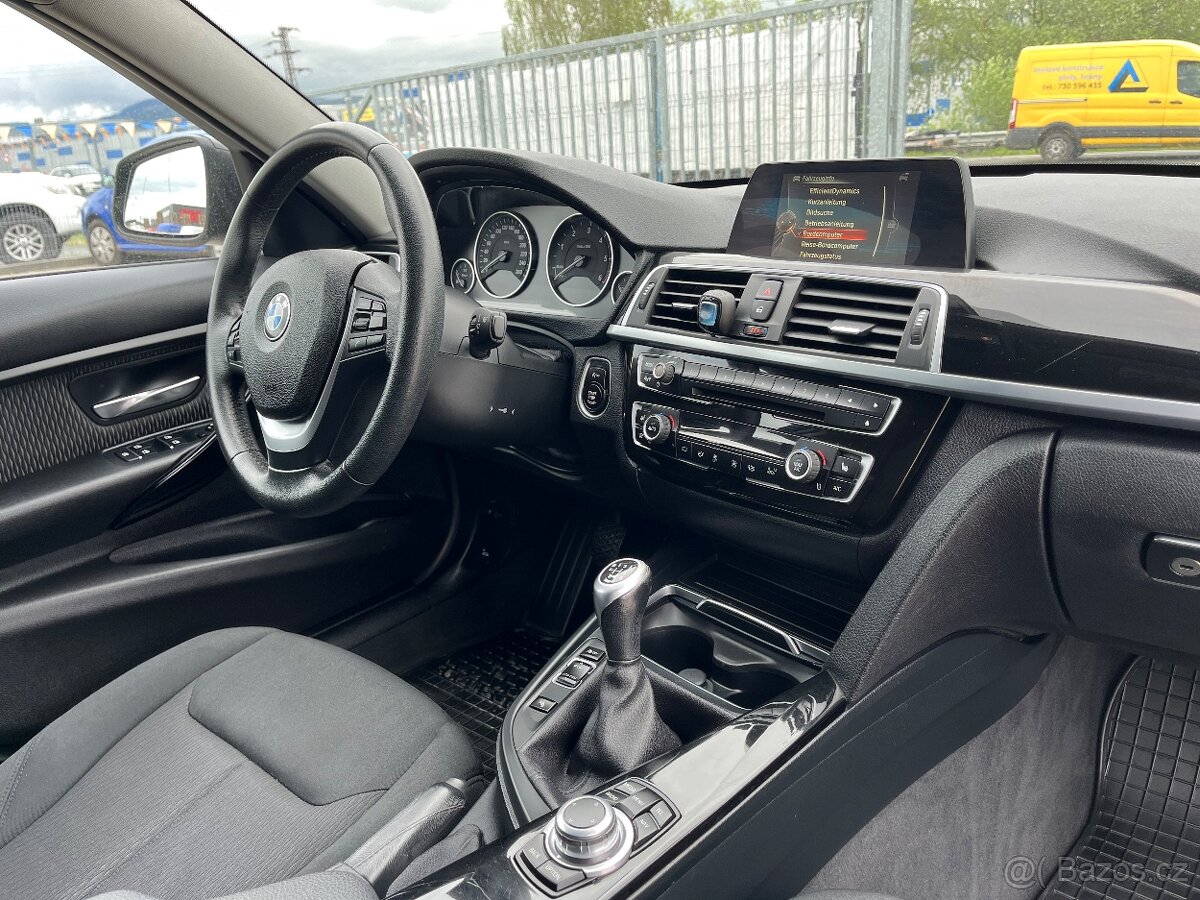 BMW 320d xDrive - 12