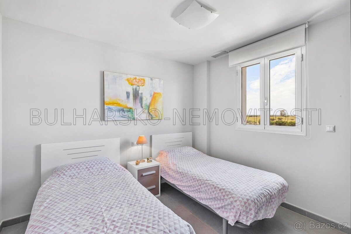 Španělsko, Apartmán 3kk(66m2) přímo u moře. - 12