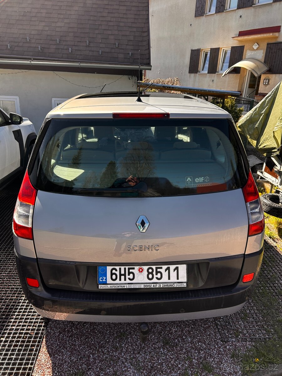 Renault Scenic 1.9 dci - 12