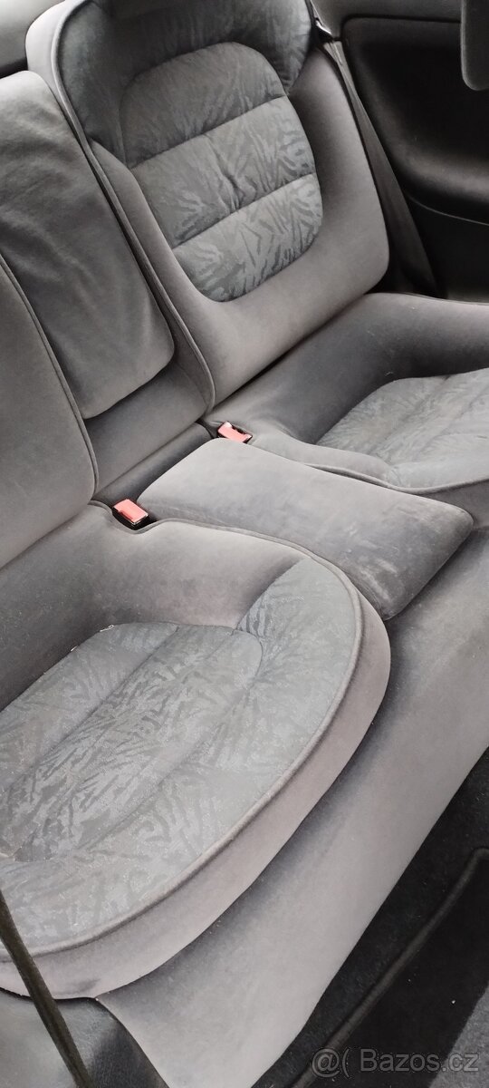 Peugeot 406 coupe - 12