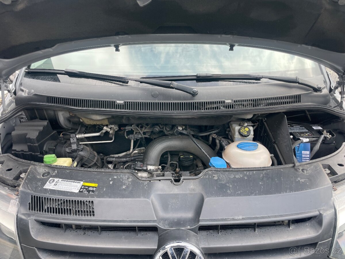 VW T5 TRANSPORTER 2.0 TDI 75KW NOVÉ ROZVODY - 12