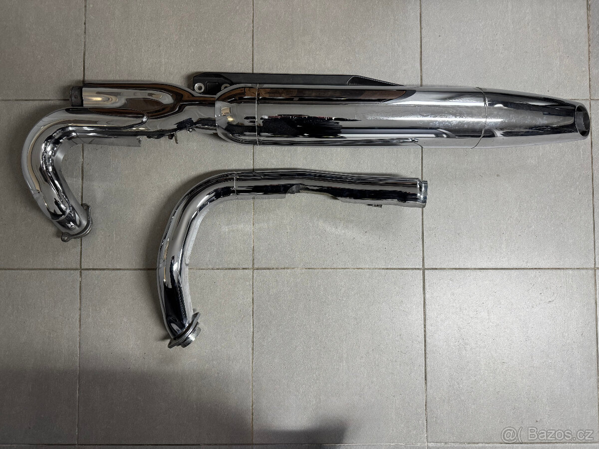 Yamaha XV 1900 Midnight Star - 12