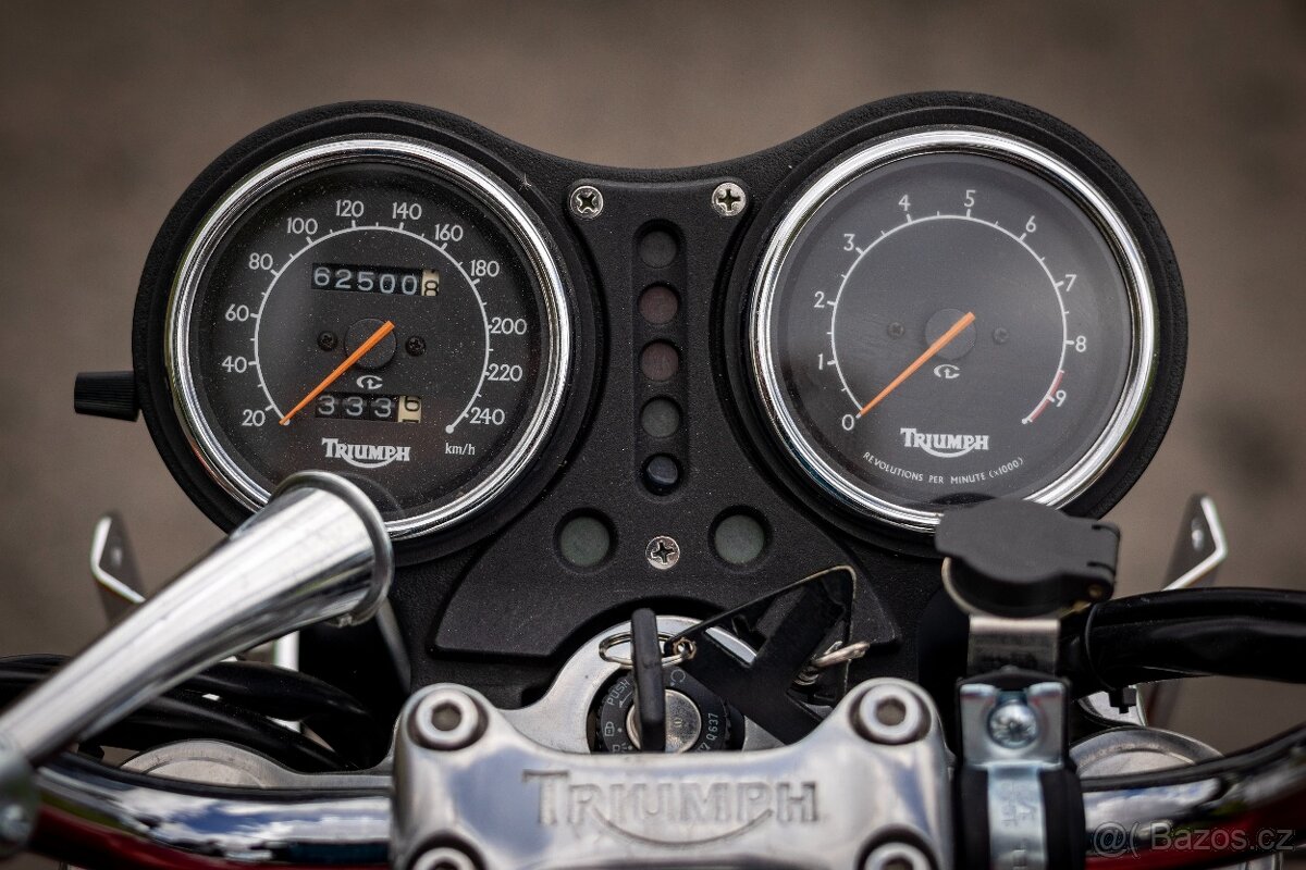 TRIUMPH LEGEND 900 TT - 12