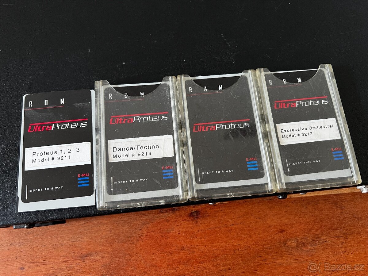 E-MU UltraProteus + 4 karty (ROM i RAM) - 12