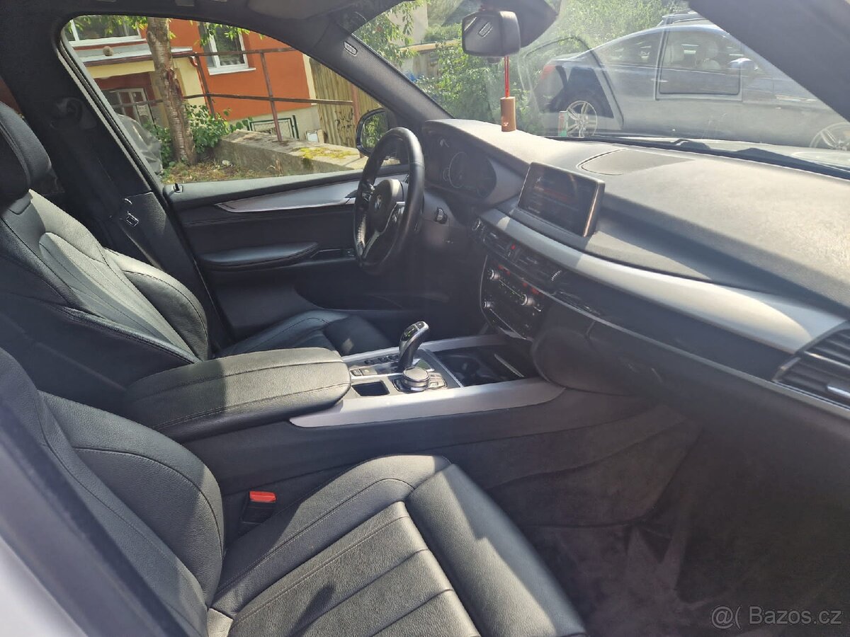 BMW X5 4.0d M-paket UVEDENÁ CENA BEZ DPH - 12