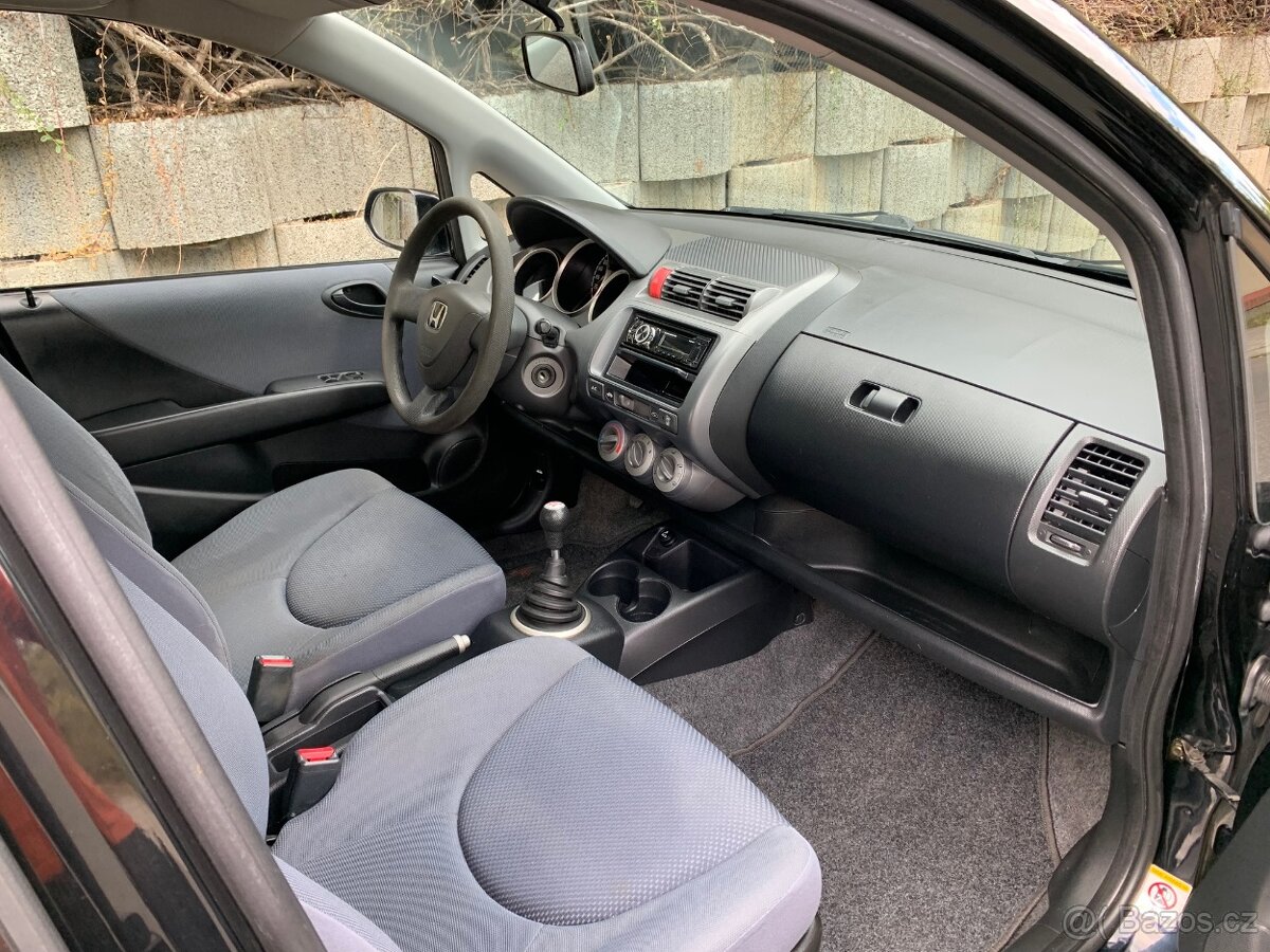 Honda Jazz 1.3 i - 16 V - 12
