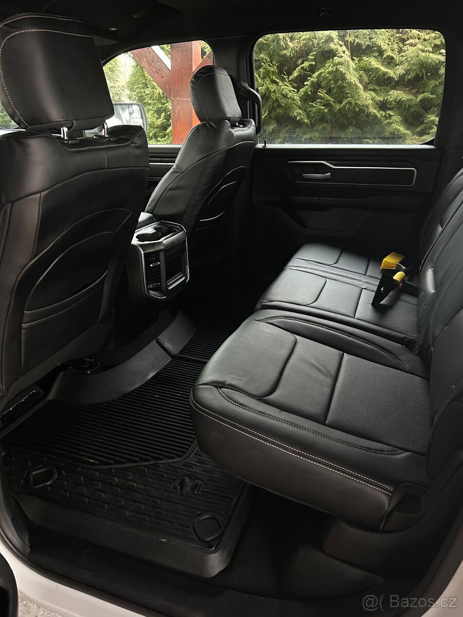 RAM 1500 5.7HEMI 4x4 2018 - 12