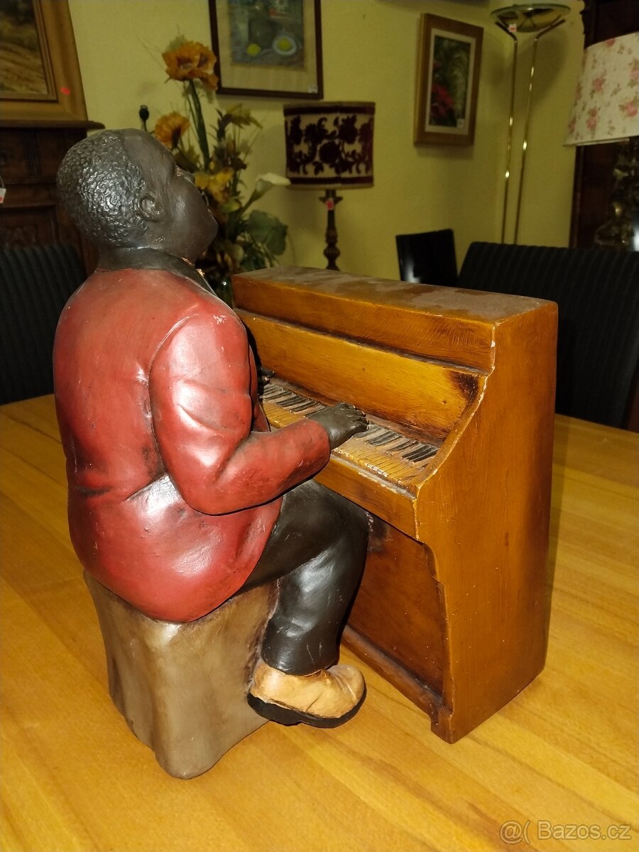 Bluesová swingová kapela ( 6 členů kapely ). - 12