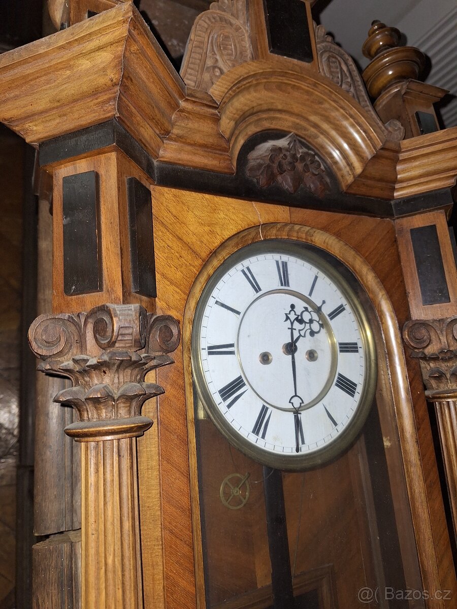 nástěnné dvouzávažové hodiny - 12