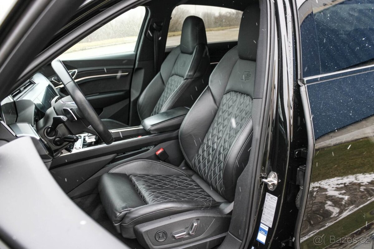 Audi E-tron S quattro - 12