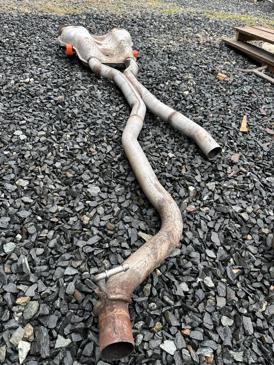 Výfuk Dodge Durango 2023 Hellcat - 12