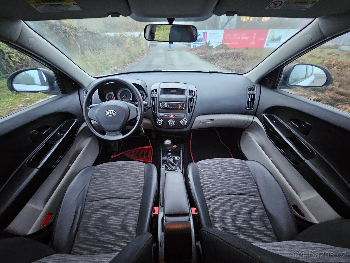 Kia Ceed, 1.4i 80kw, CZ původ 143tkm - 12