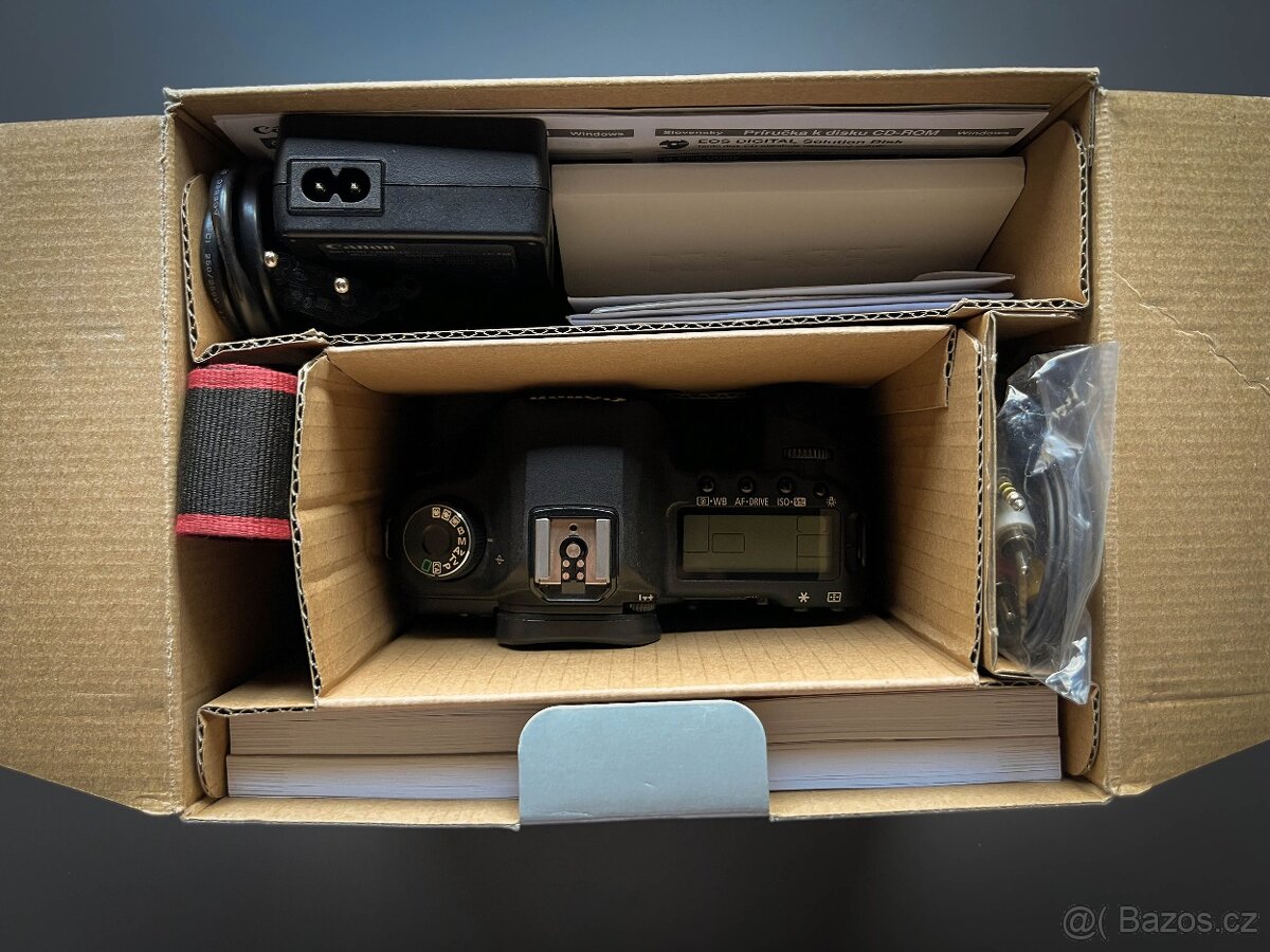 Canon EOS 5D Mark II + Příslušenství - 12