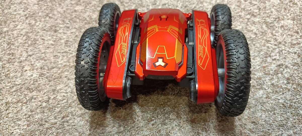 RC akrobatické auto DEERC DE84 Iron Man (nové jen rozbalené) - 12