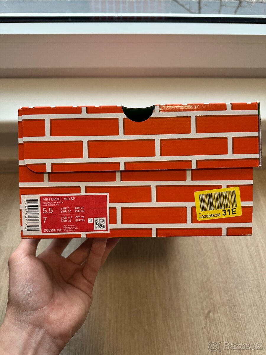 Off White x Nike Air Force 1 Mid Black - 12