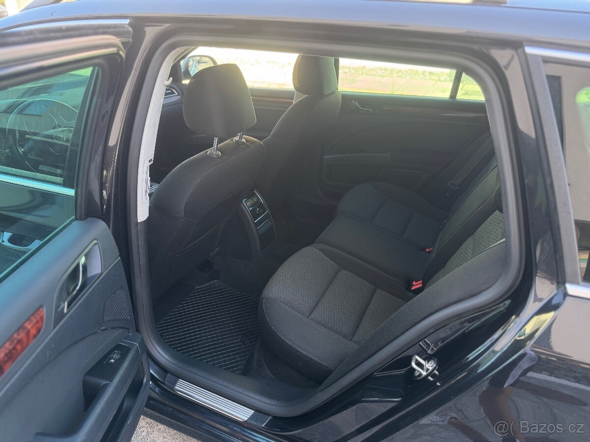 Škoda Superb 2,0 TDI 125kW DSG ELEGANCE ALU NAV - 12