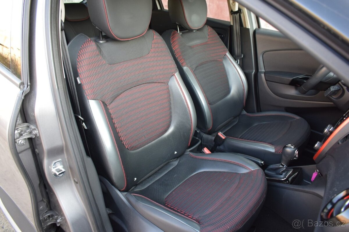 Renault Captur 1.2TCe/HELLY HANSEN/VÝBAVA/ - 12